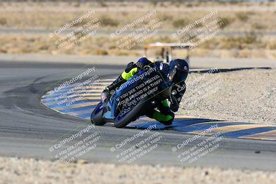 media/Jan-09-2022-SoCal Trackdays (Sun) [[2b1fec8404]]/Turn 11 (935am)/